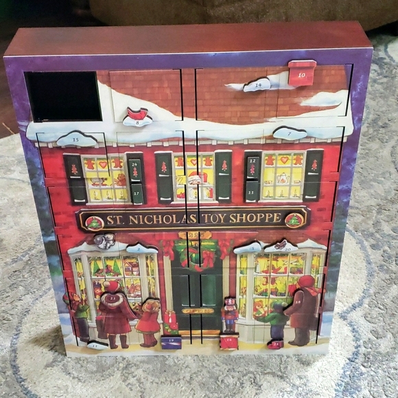 Musical Toy Shop Advent Calendar Christmas - Picture 4 of 10